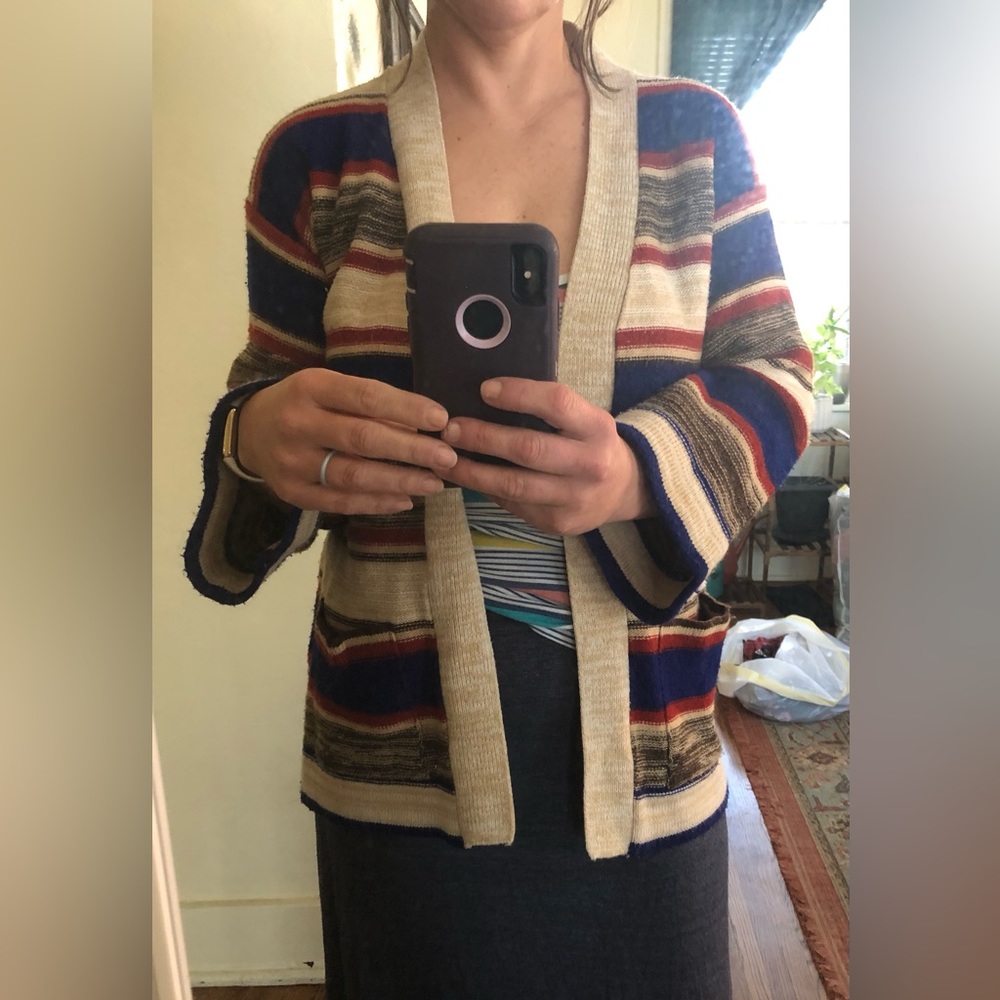 Vintage striped knit cardigan | 💯 Virgin Acrylic | Large but fits like a small